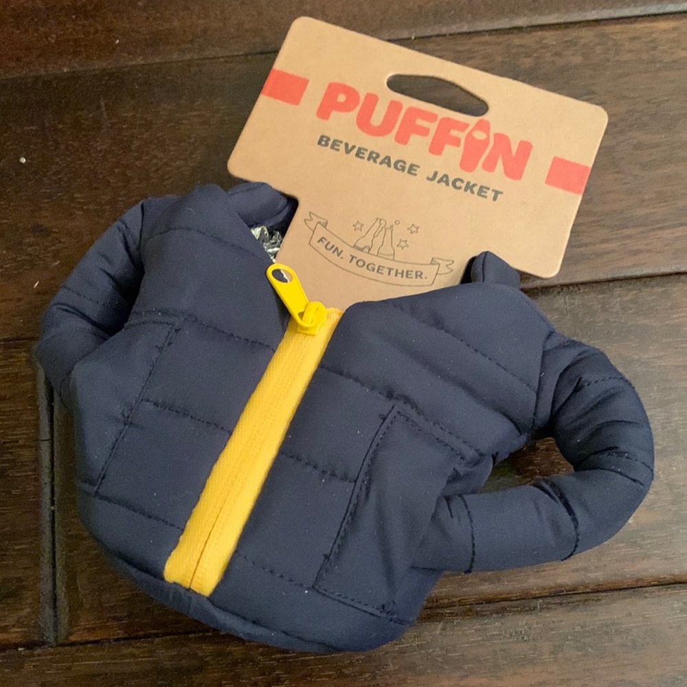 Puffin Beverage Jacket Navy with Yellow Zip Koozie